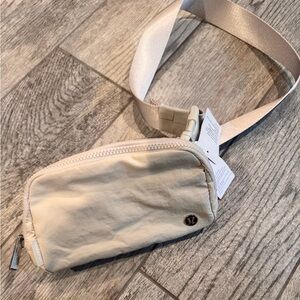 Lululemon everyday belt bag white opal